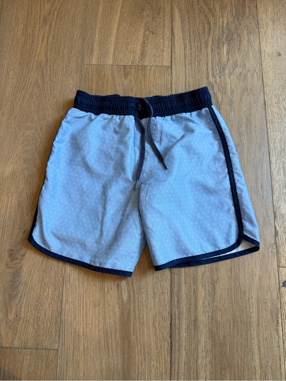 Minnow Kids Light Blue Polka Dot Swim Trunks with Navy Trim 9/10 yr